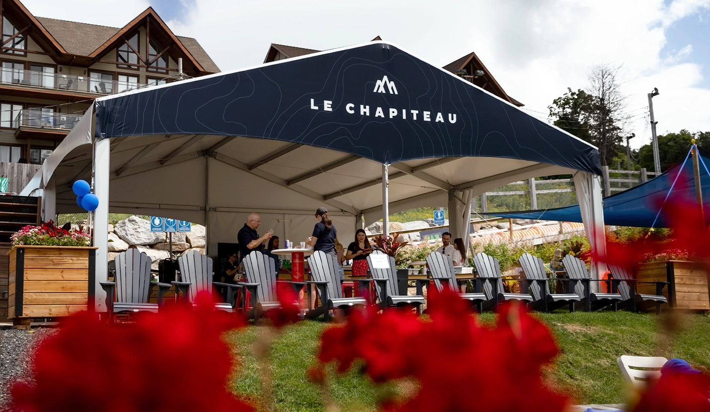 Galerie-image-contenu-1430x830-Le_chapiteau-ret